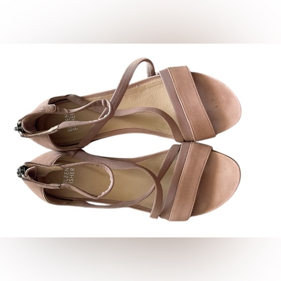 Eileen Fisher Brown Strappy Sandals - Picture 2 of 6